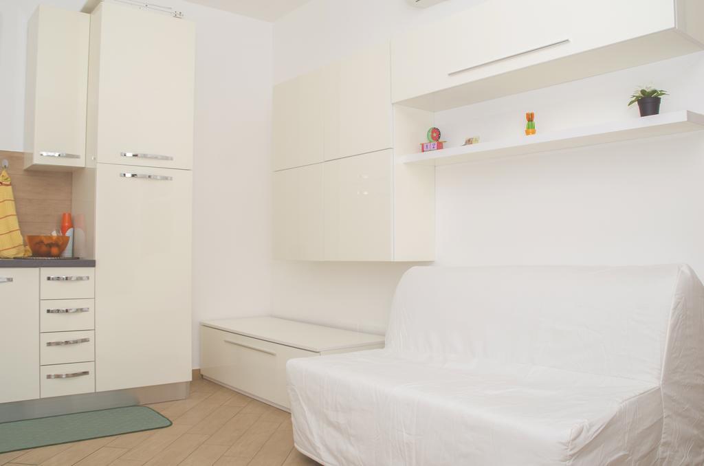 Sun Garden L.T. Apartment Fiumicino Exterior photo